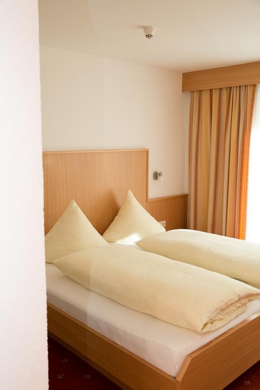 Hotel Garni Ehrenreich Sölden Esterno foto